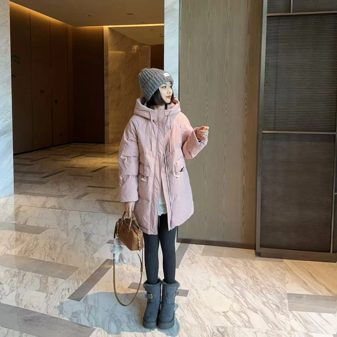 玳妮【牛角扣挂坠羽绒服】冬季 连帽A版中长款羽绒服宽松休闲面包服