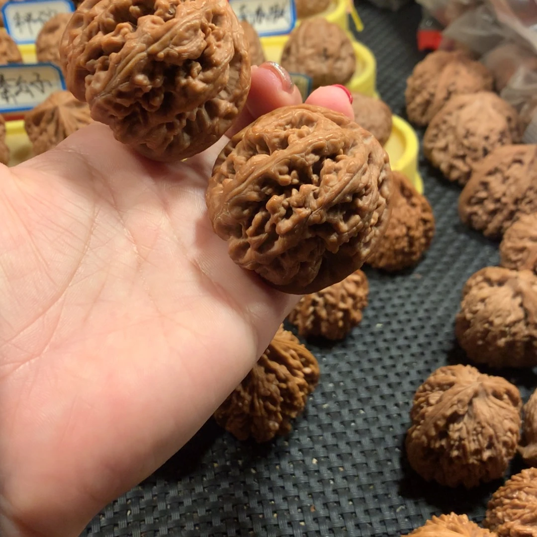 文玩核桃把件大粗筋