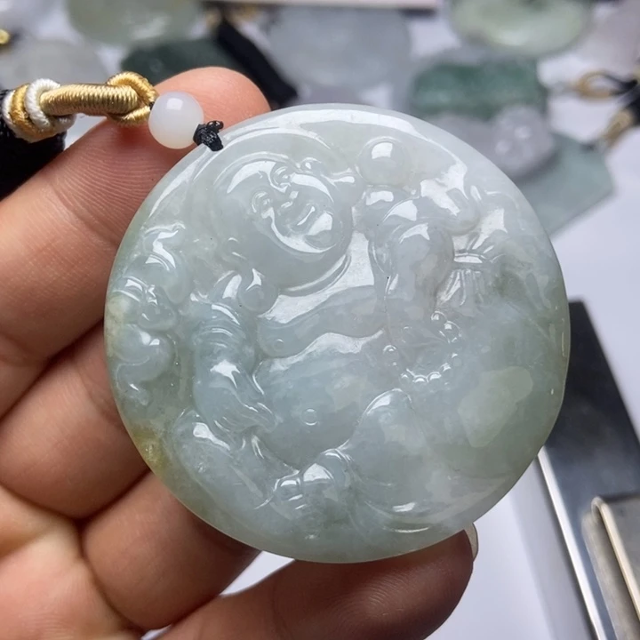 翡翠未镶嵌颈饰翡翠