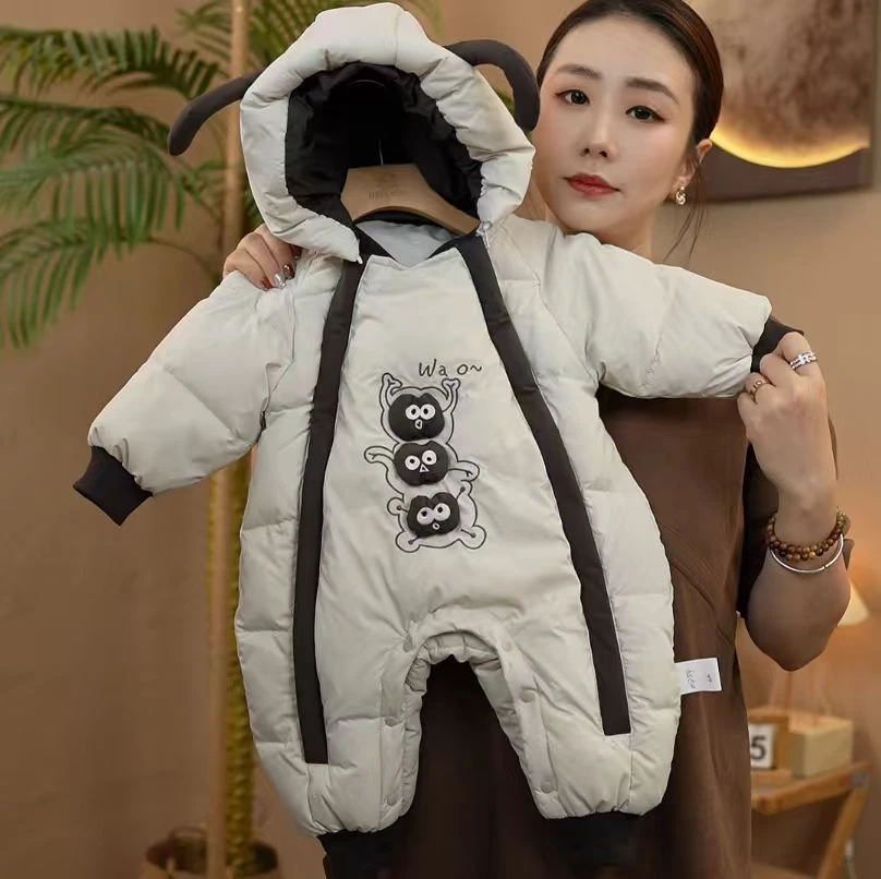 长袖长爬极简风羽绒服卡通风婴儿新生儿