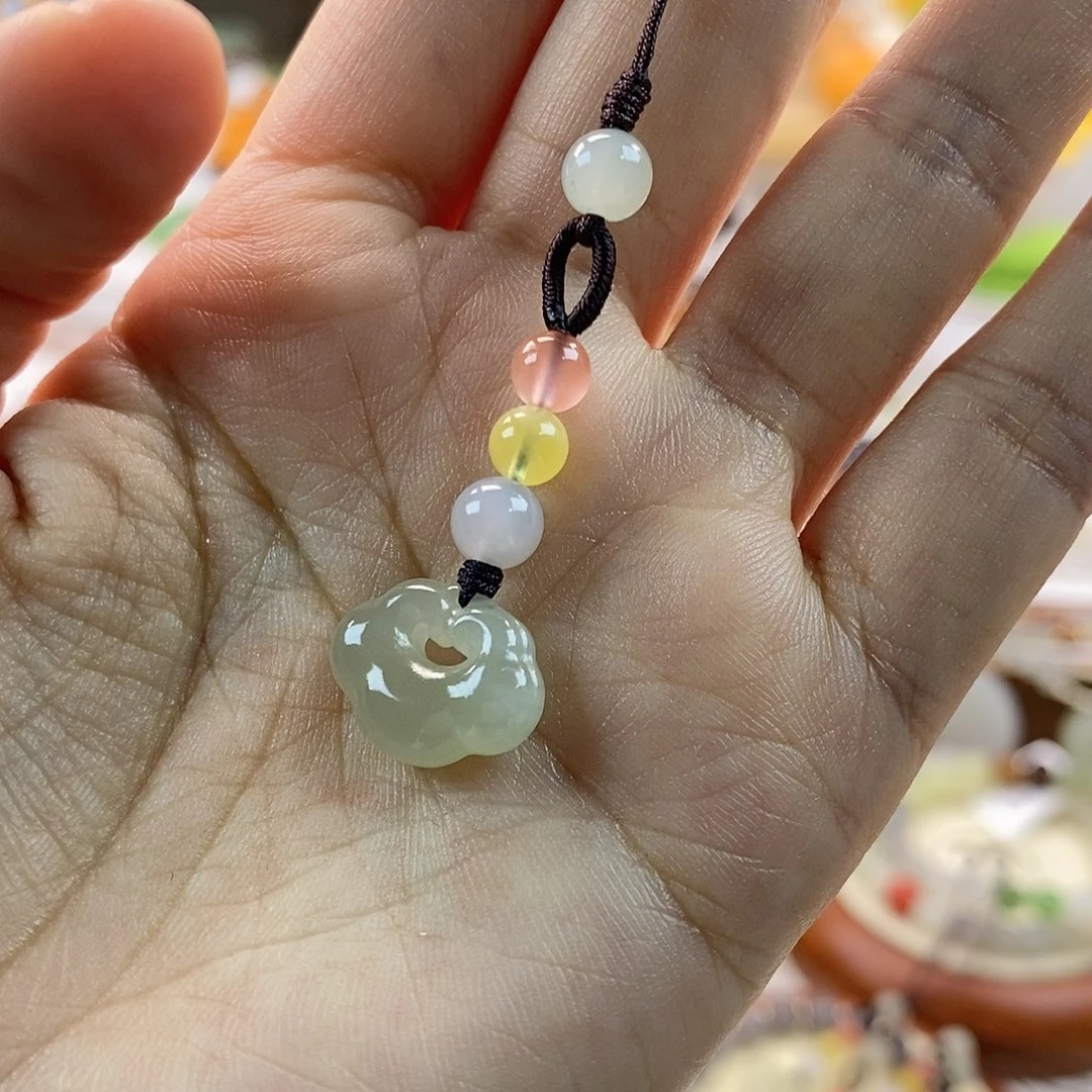 和田玉吊坠(不含链)未镶嵌