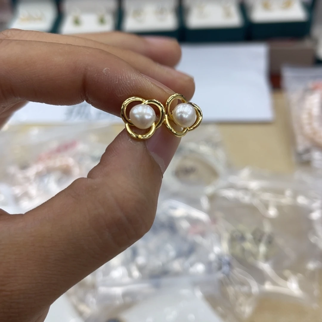 淡水珍珠合金颈饰02618