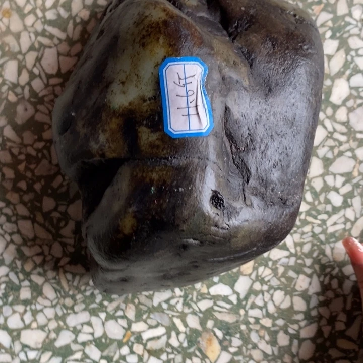 紫***：未镶嵌和田玉（糖玉）挂件