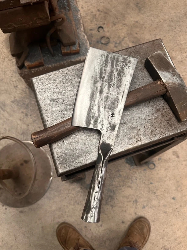 雷氏锻打手工锻打斩骨刀剁骨刀刀轻松砍牛羊猪大骨