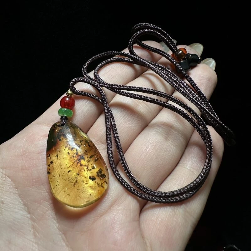 天然琥珀水滴吊坠【多样性发其一】【多样性发其一】【多样性发其一】