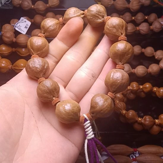 手串/手链橄榄核橄榄核三花铁核鸡血红蜜桃臀手串2.0左右