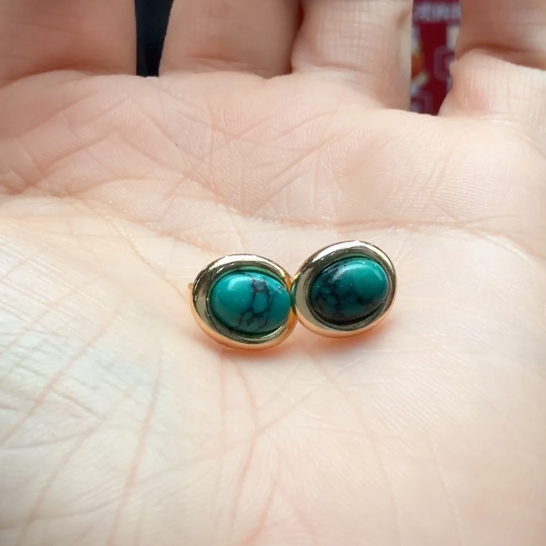 绿松石未镶嵌耳饰