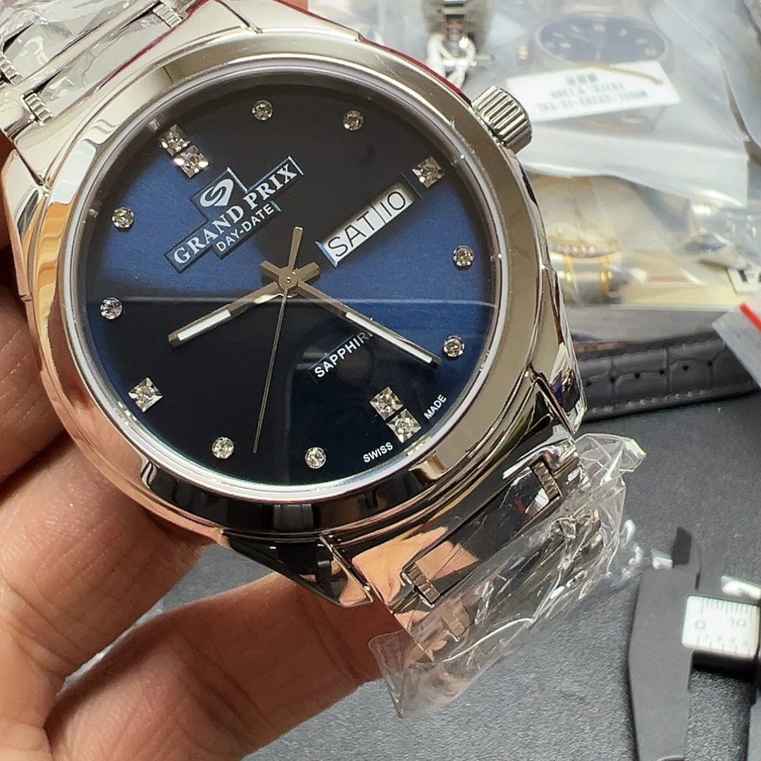 用***7孤品闪购手表一个