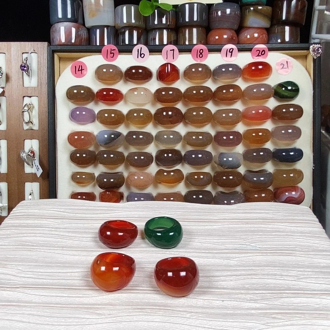 月***半玛瑙/玉髓未镶嵌戒指