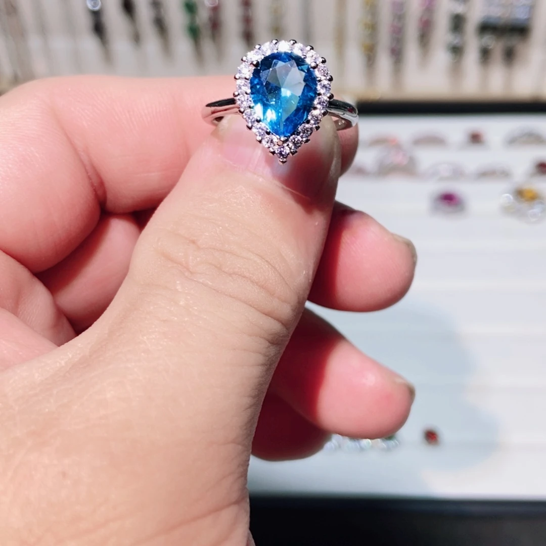 银S925镶嵌耳饰托帕石