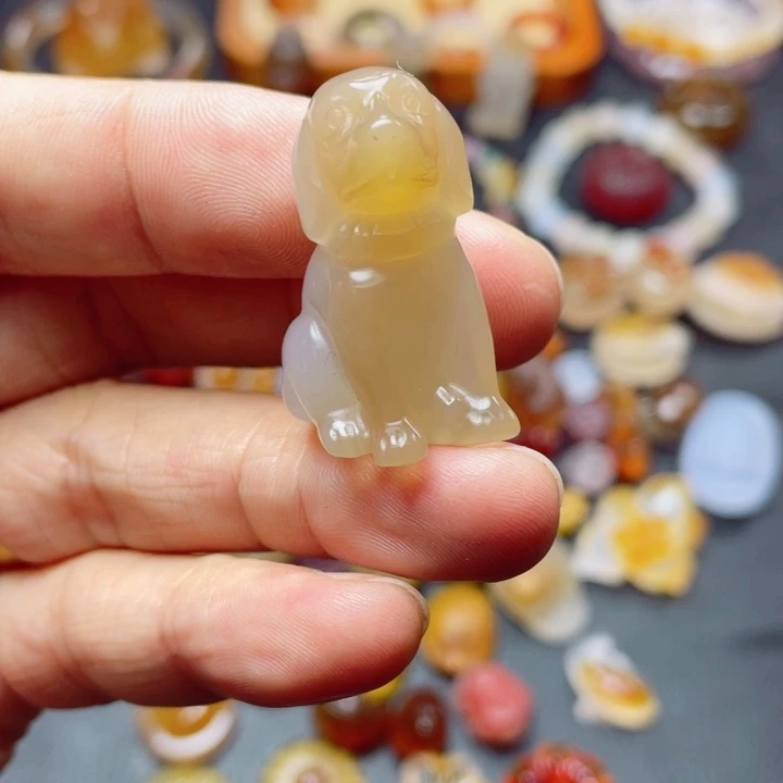 玛瑙/玉髓颈饰未镶嵌玄**人