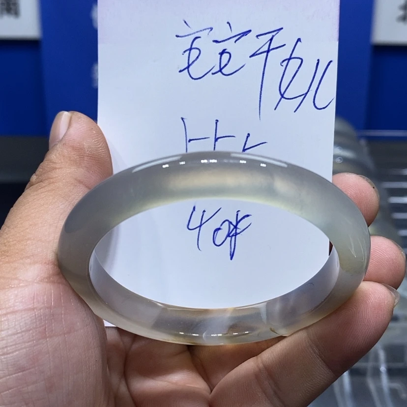 【闪购商品】玛瑙/玉髓手镯未镶嵌安**?