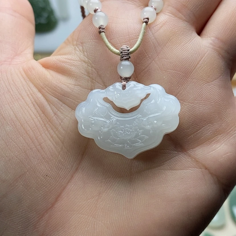 【闪购商品】颈饰未镶嵌和田玉