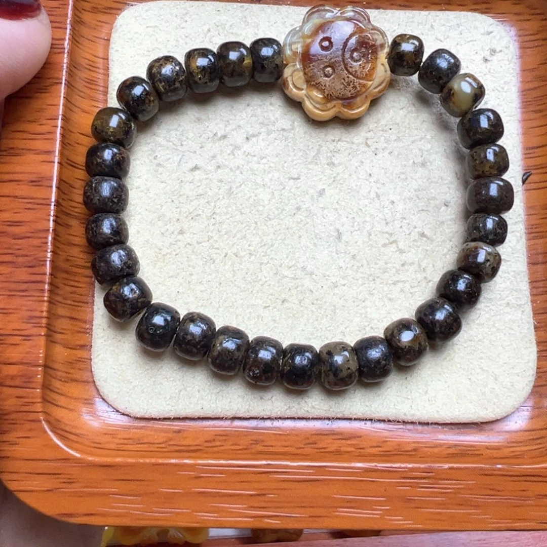琥珀吊坠(不含链)未镶嵌