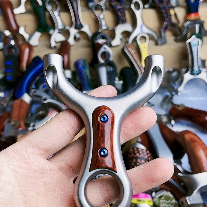 花和尚。                顶卡