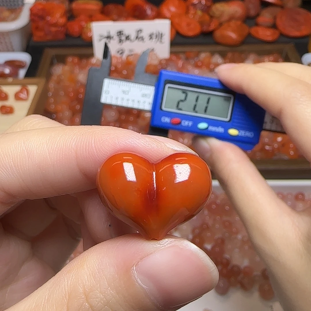 南红玛瑙未镶嵌颈饰