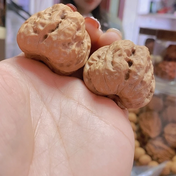 【闪购商品】文玩核桃把件38.5蛤蟆头