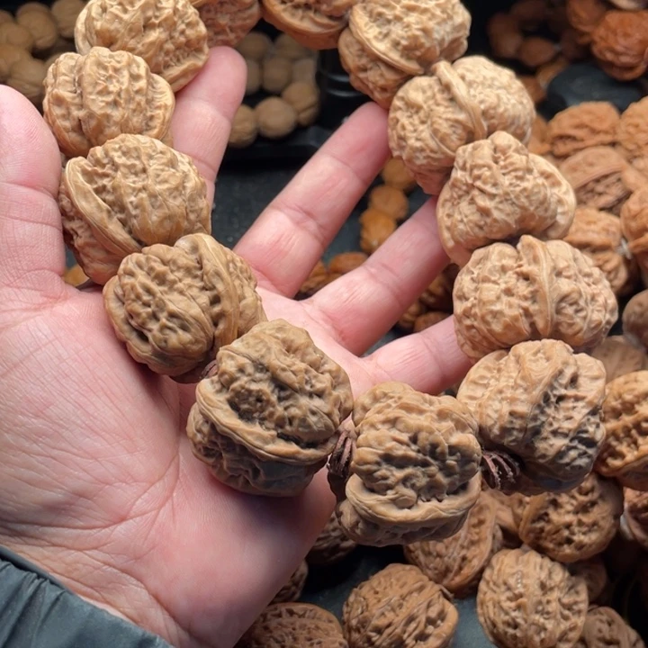 文玩核桃吊坠15蛤蟆头