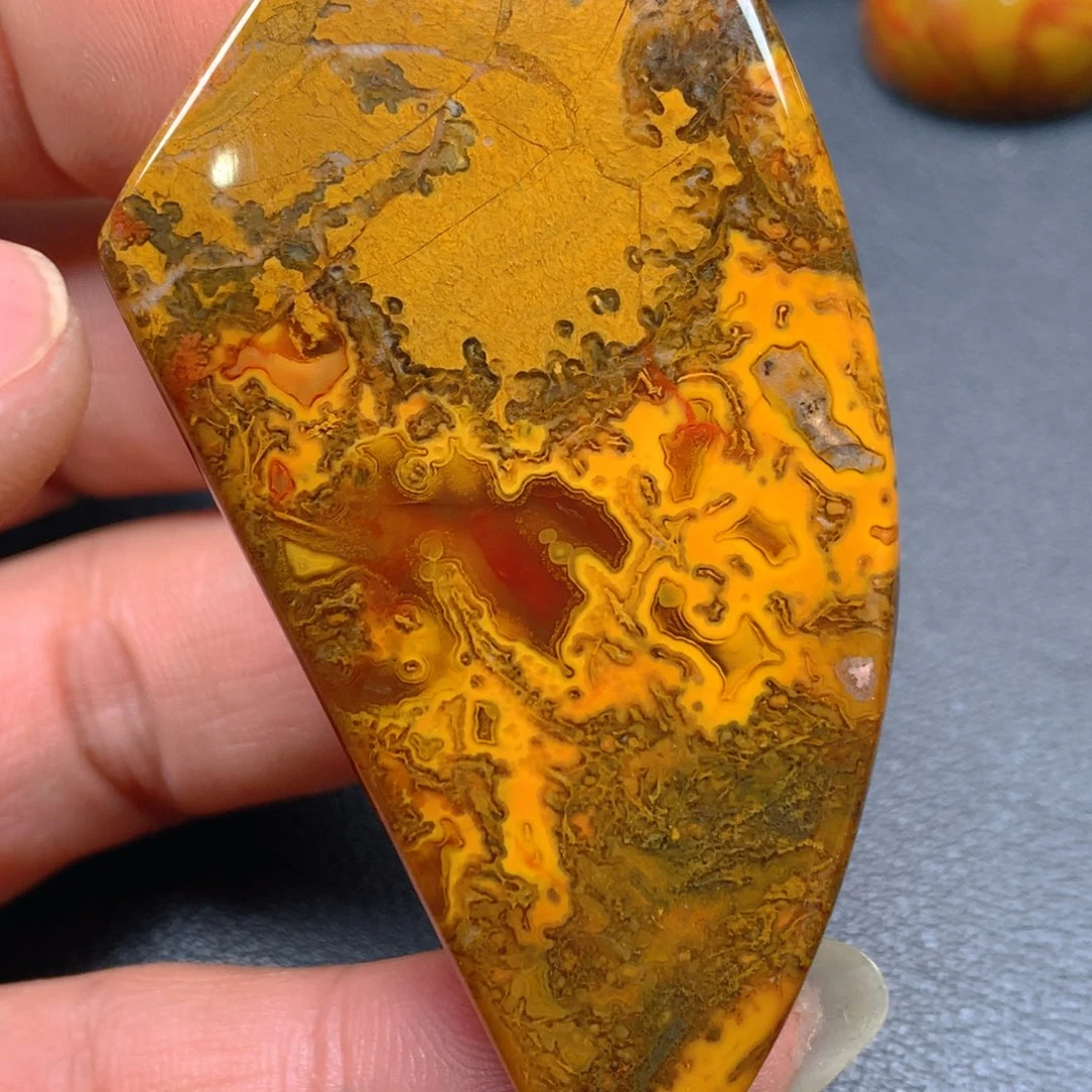 未镶嵌颈饰玛瑙/玉髓老*