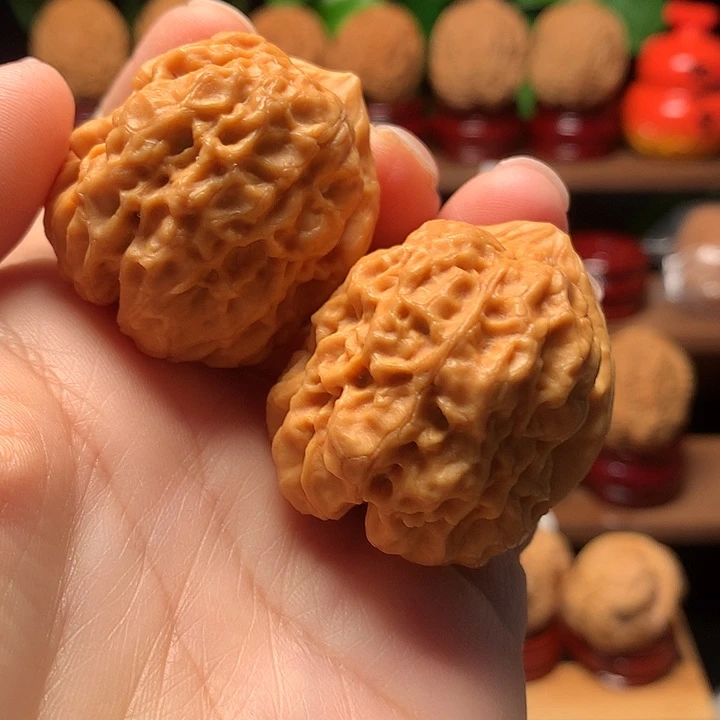 吊坠桃核铁南疆43尺寸