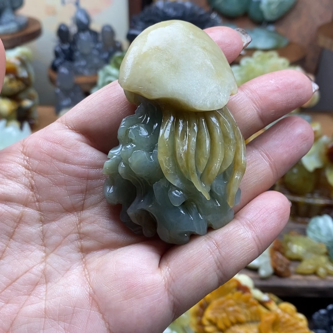 蛇纹石玉未镶嵌吊坠(赠链)微瑕