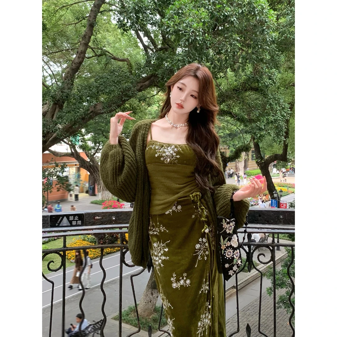 凌茜恣禾【椿风】国风新中式丝绒绣花吊带套装温婉优雅气质高级感裙