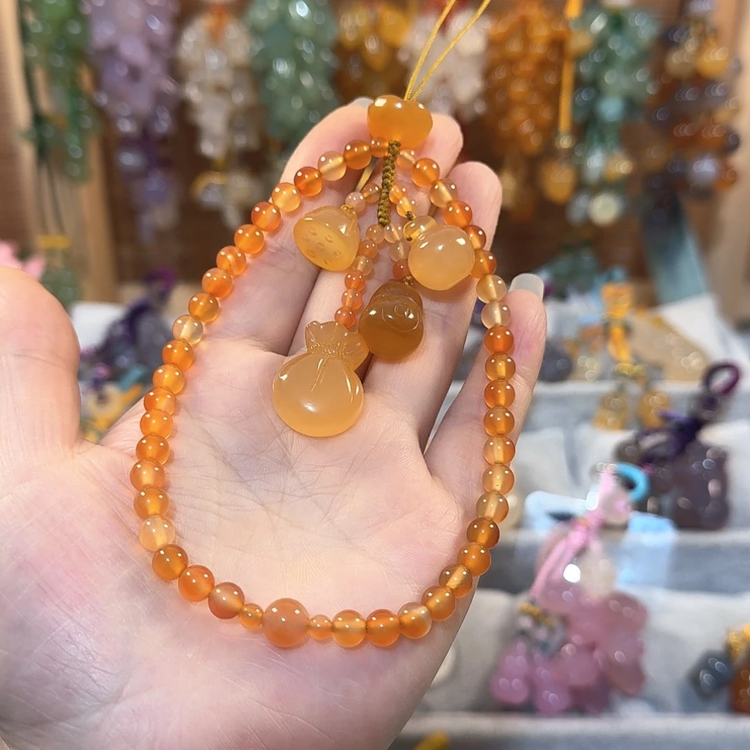 玛瑙/玉髓小挂件未镶嵌