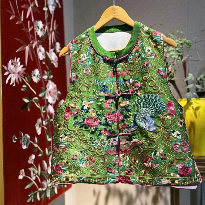 春意阑珊 芳华设计新中式重工刺绣马甲国风春款龟裂纹刺绣马甲