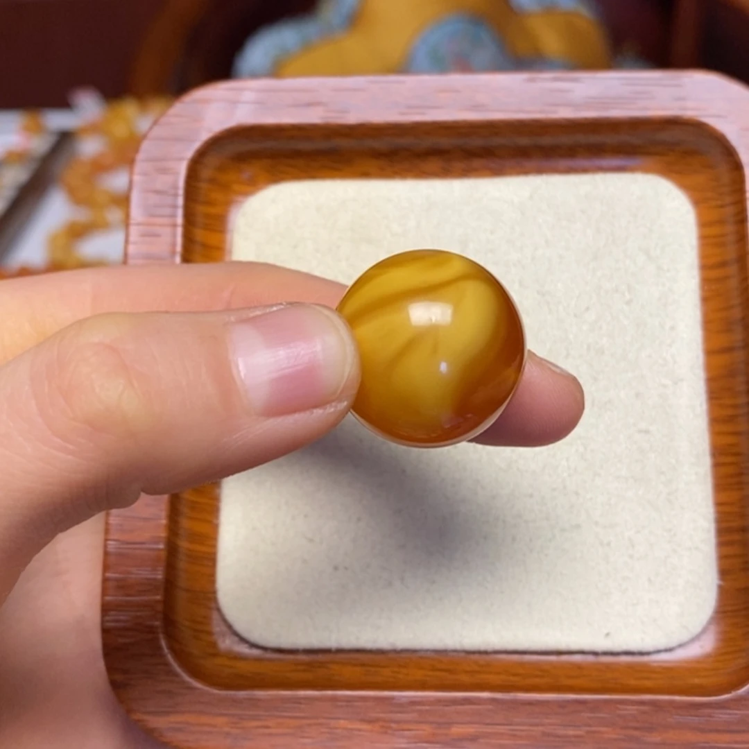 【闪购商品】蜜蜡裸石未镶嵌单珠