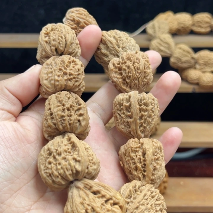 彩***霞涿鹿南京右文玩核桃