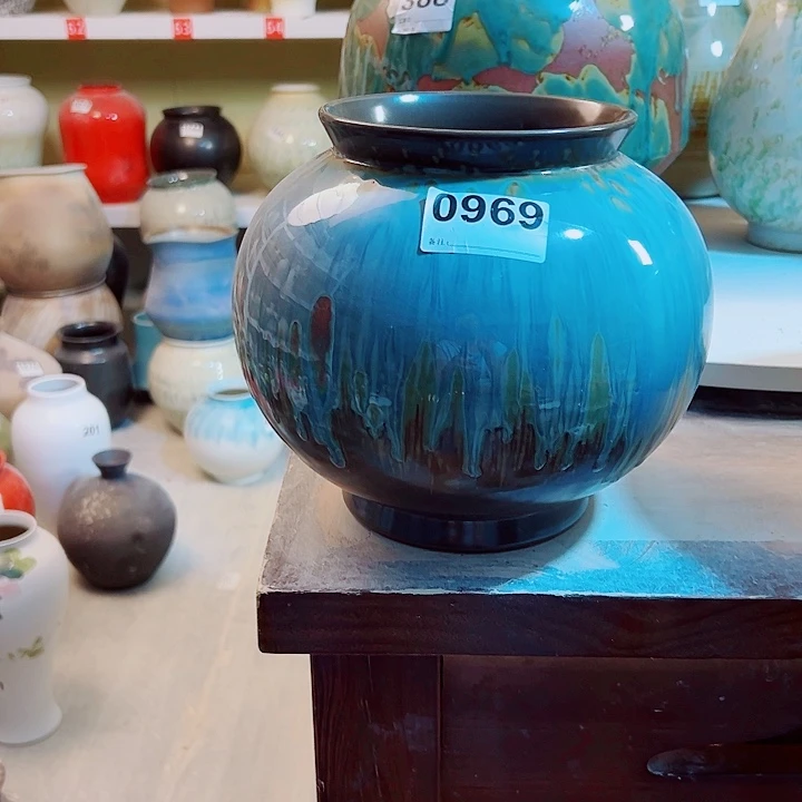 谭***嫣瓷片高20口12。摆件。0969