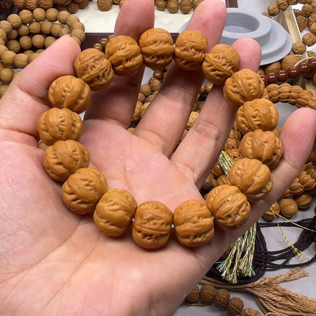 龙***苏手串猴头核桃八棱17➕聚宝盆料