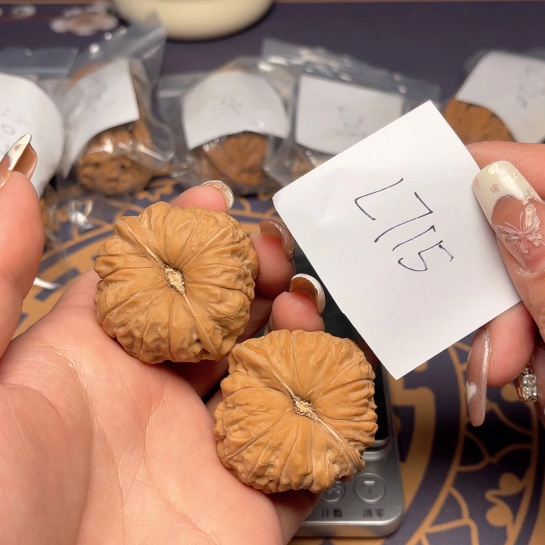 文玩核桃把件南瓜墩43