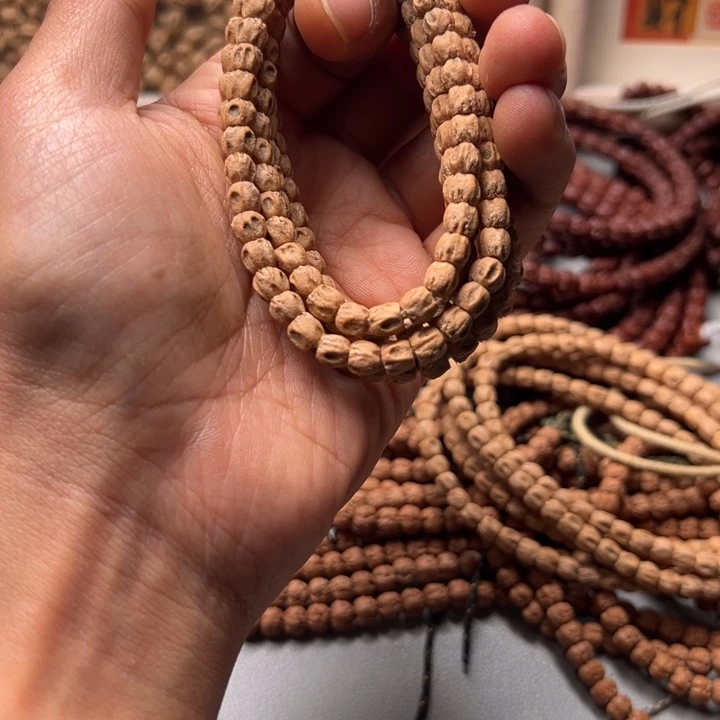 柏香籽/百香籽吊坠