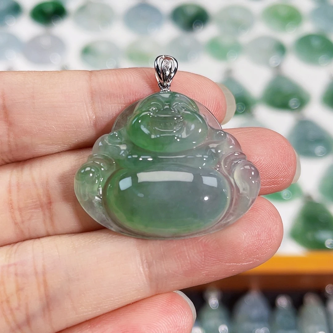 颈饰18K金镶嵌翡翠吊坠