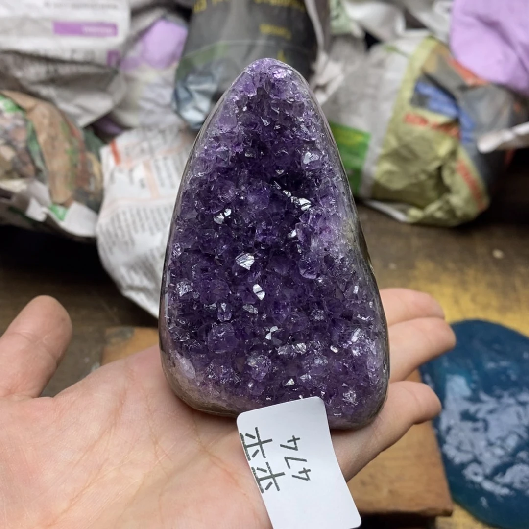 紫晶乌拉圭未镶嵌