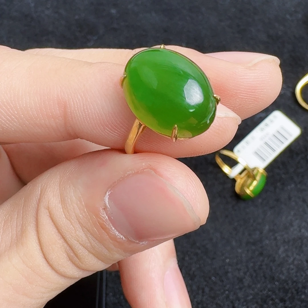 和田玉18K金镶嵌颈饰