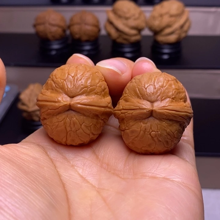 文玩核桃把件霸王筋46