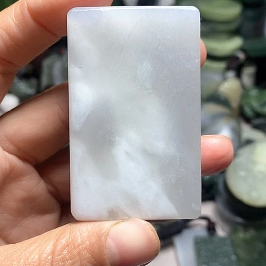 未镶嵌和田玉（糖玉）珠宝半成品