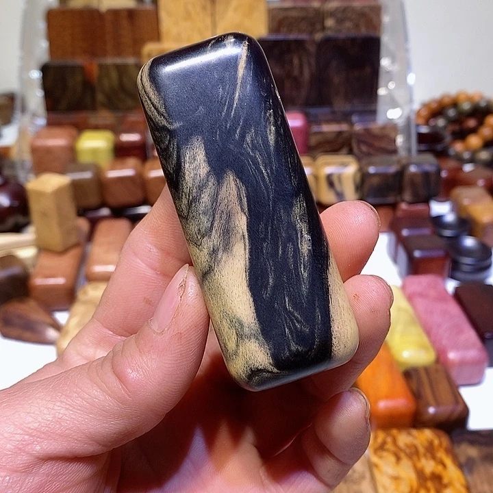 木月****e木质把玩件68411个