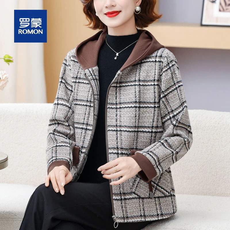 罗蒙50多岁妈妈秋装格子连帽外套新款中老年人女洋气开衫毛呢上衣
