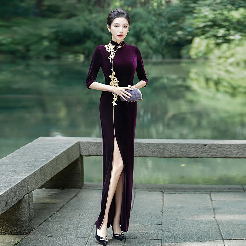 YD1011紫色丝绒走秀旗袍旗袍舞台表演礼仪气质中袖礼服春夏新款