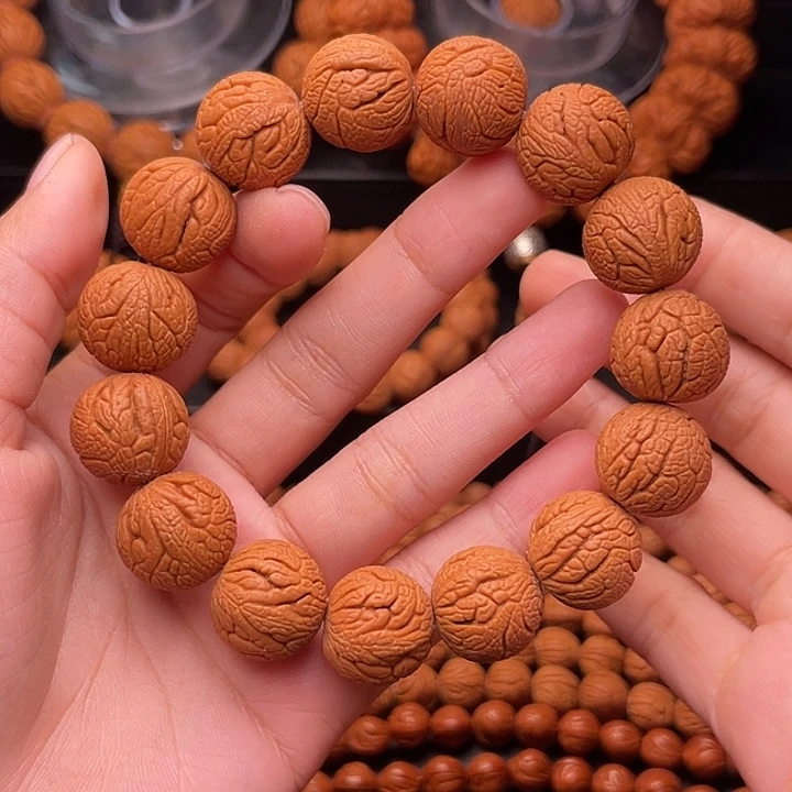 手串桃核金丝龙珠1.6