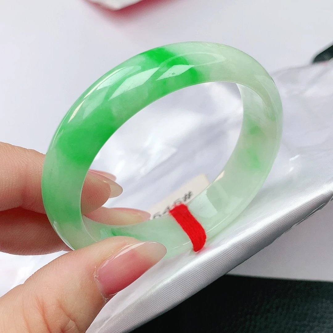 翡翠手镯未镶嵌52圈贵妃0545