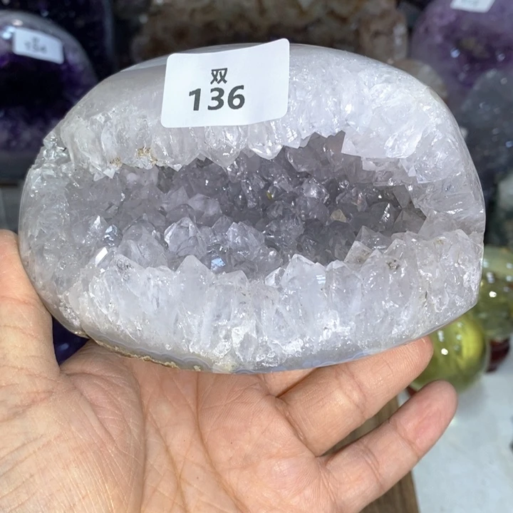 未镶嵌水晶大型摆件（非配饰）