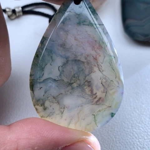 玛瑙/玉髓颈饰未镶嵌原*