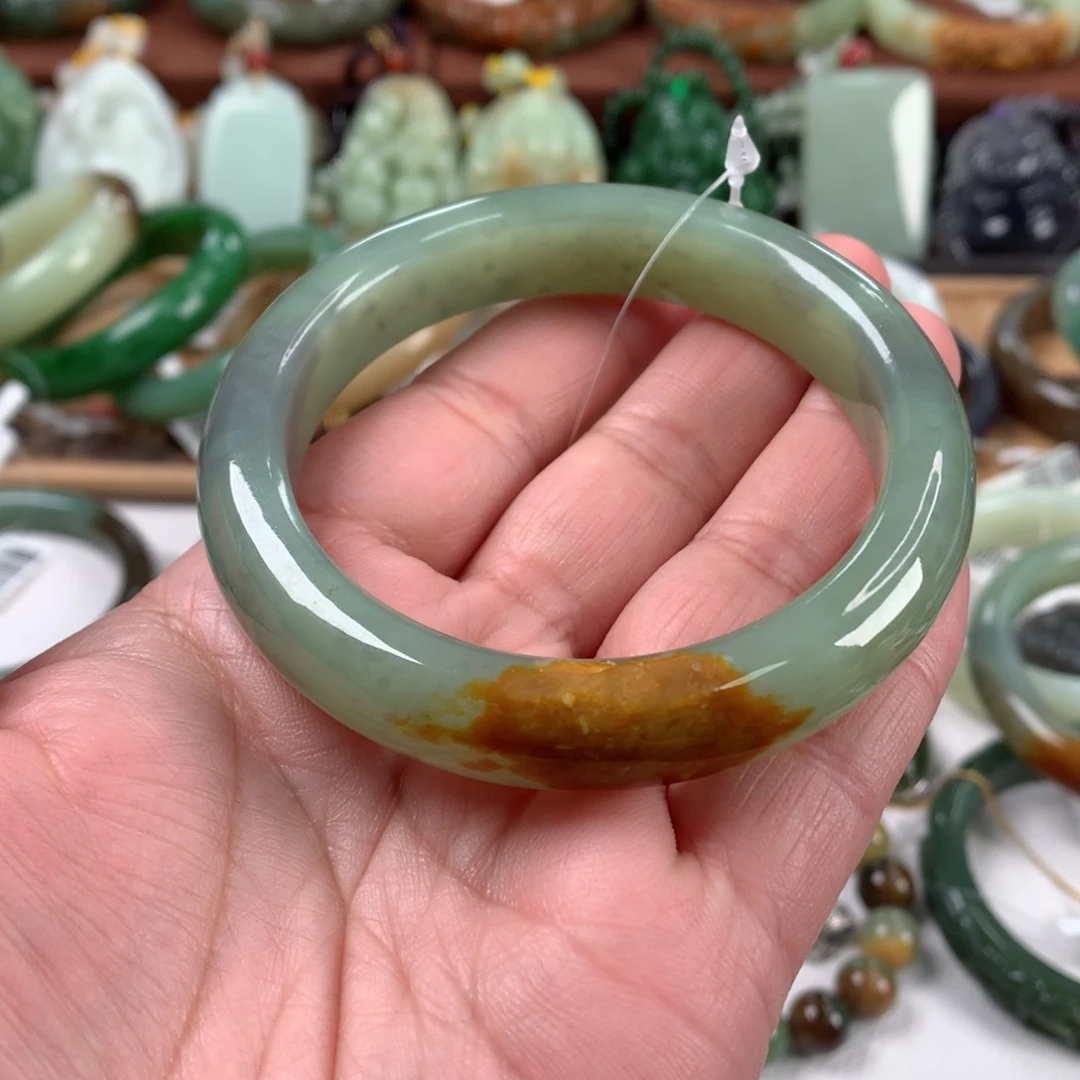 和田玉手镯未镶嵌59口径