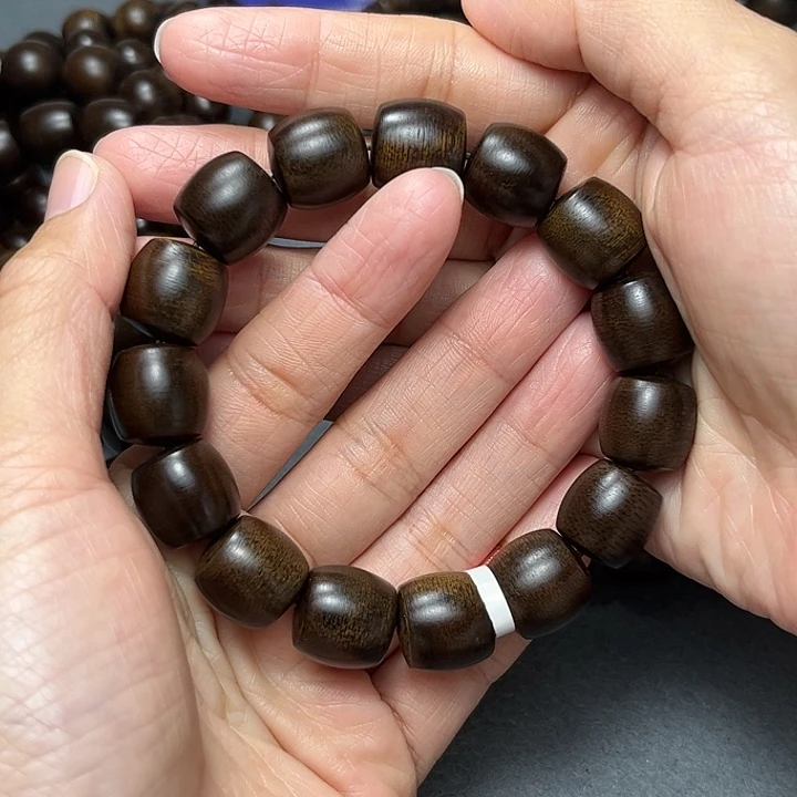 沉香手串M*i白棋玉化