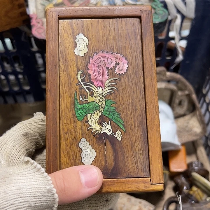 陶瓷爱****处我也不知道我在