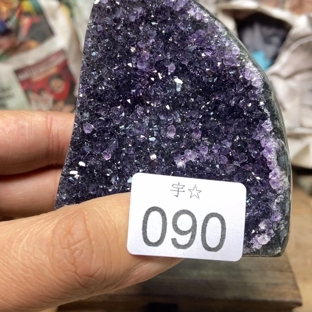 紫晶天然水晶摆件未镶嵌